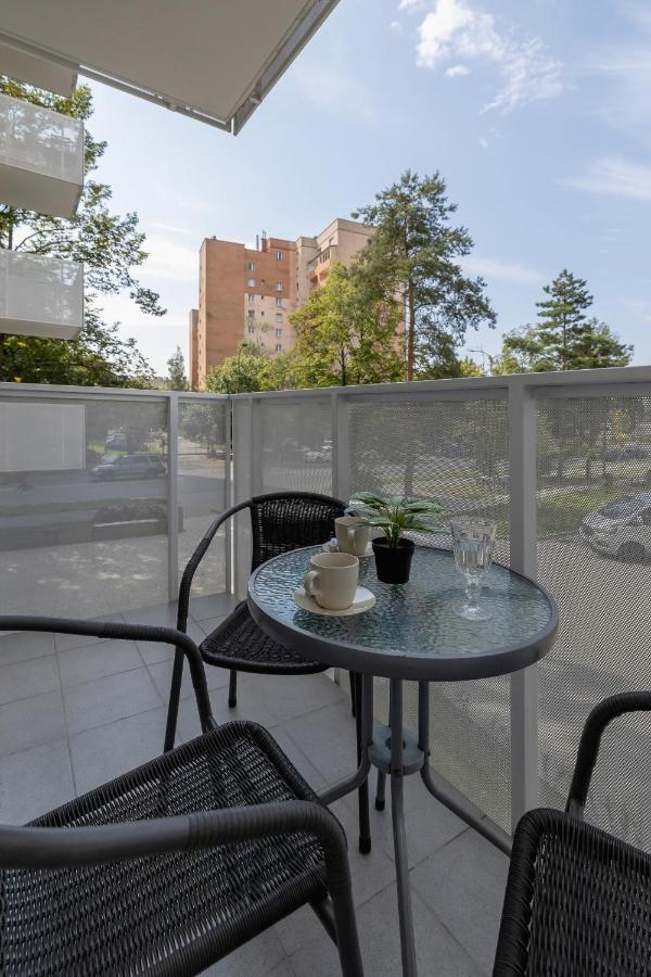 Comfy Apartment Pachonskiego With Parking In Krakow By Noclegi Renters Eksteriør bilde