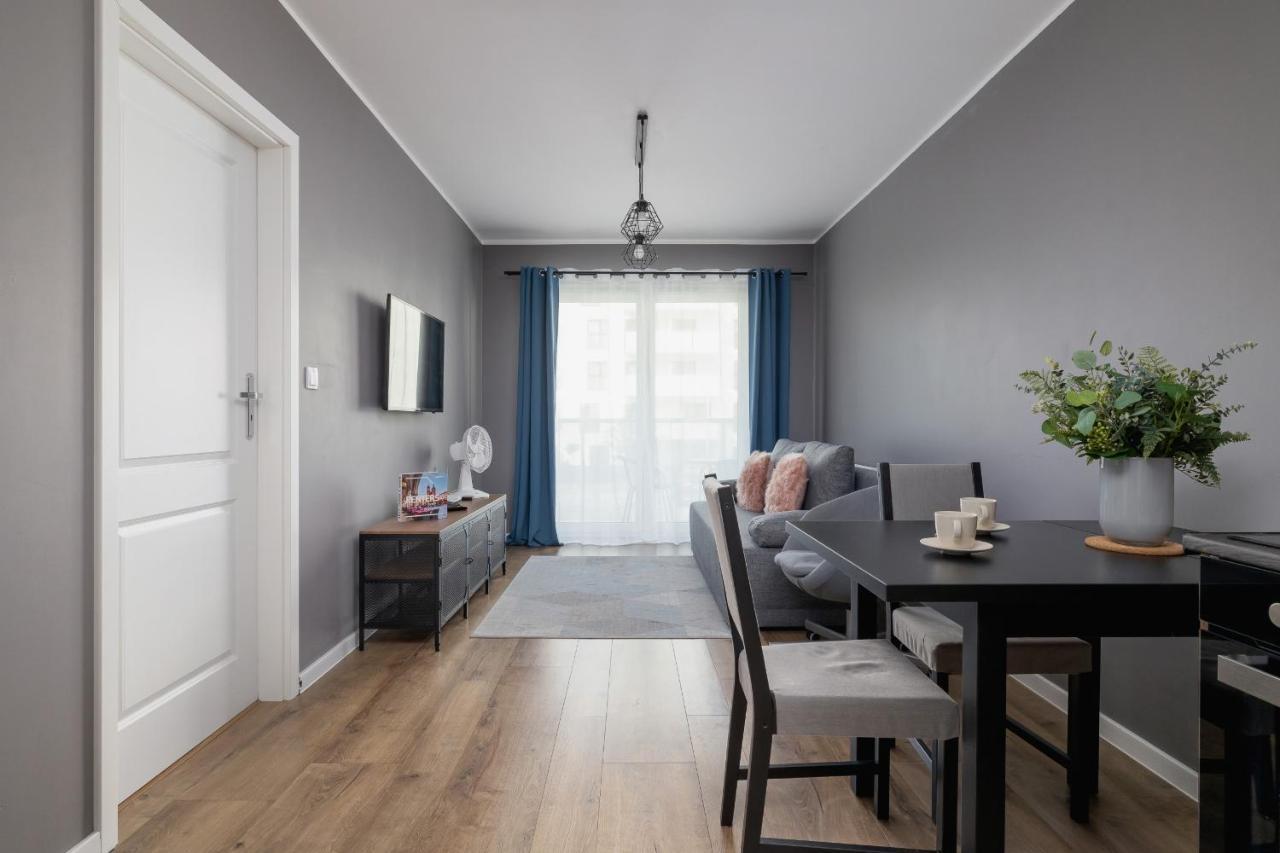 Comfy Apartment Pachonskiego With Parking In Krakow By Noclegi Renters Eksteriør bilde
