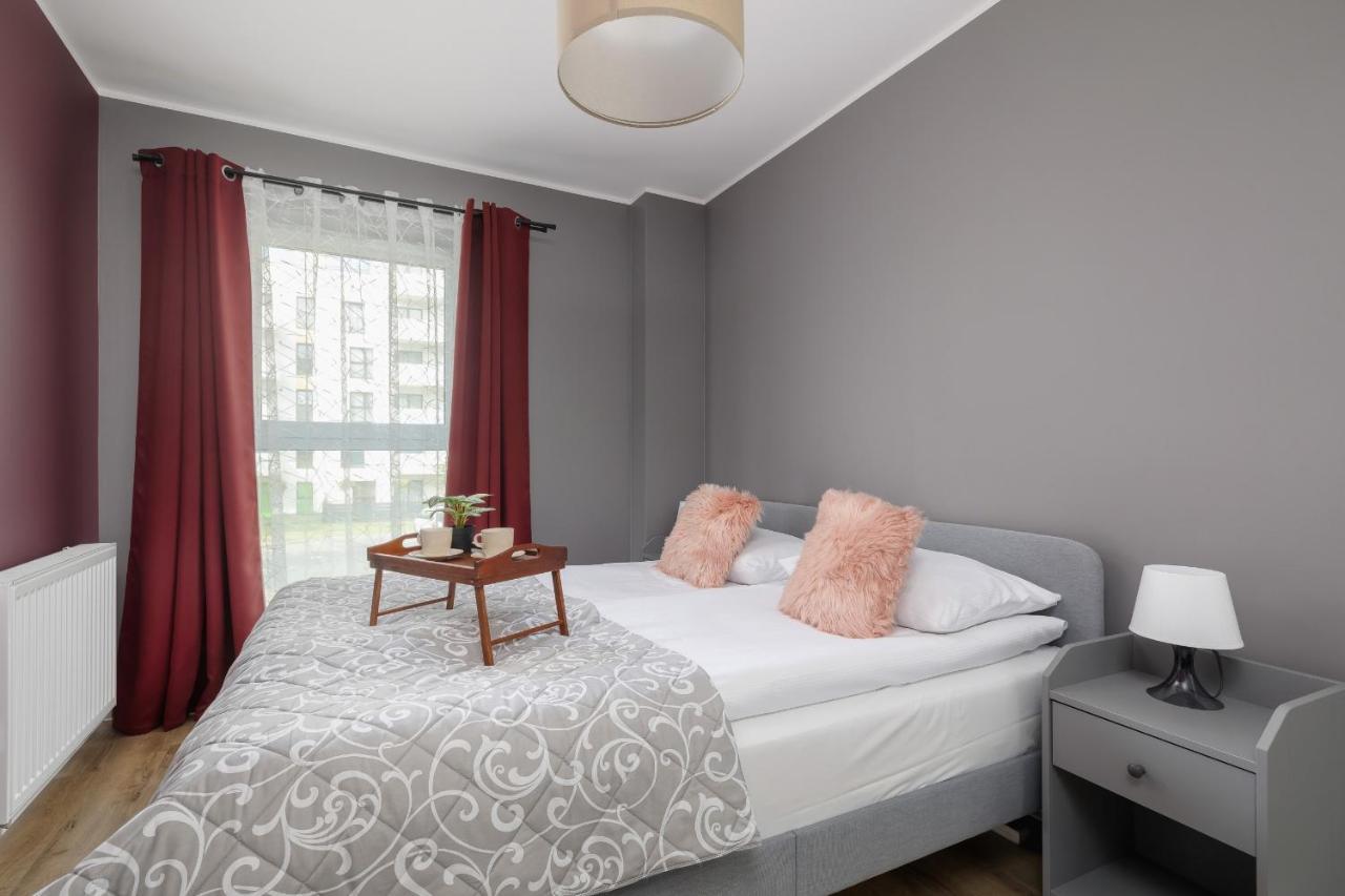 Comfy Apartment Pachonskiego With Parking In Krakow By Noclegi Renters Eksteriør bilde