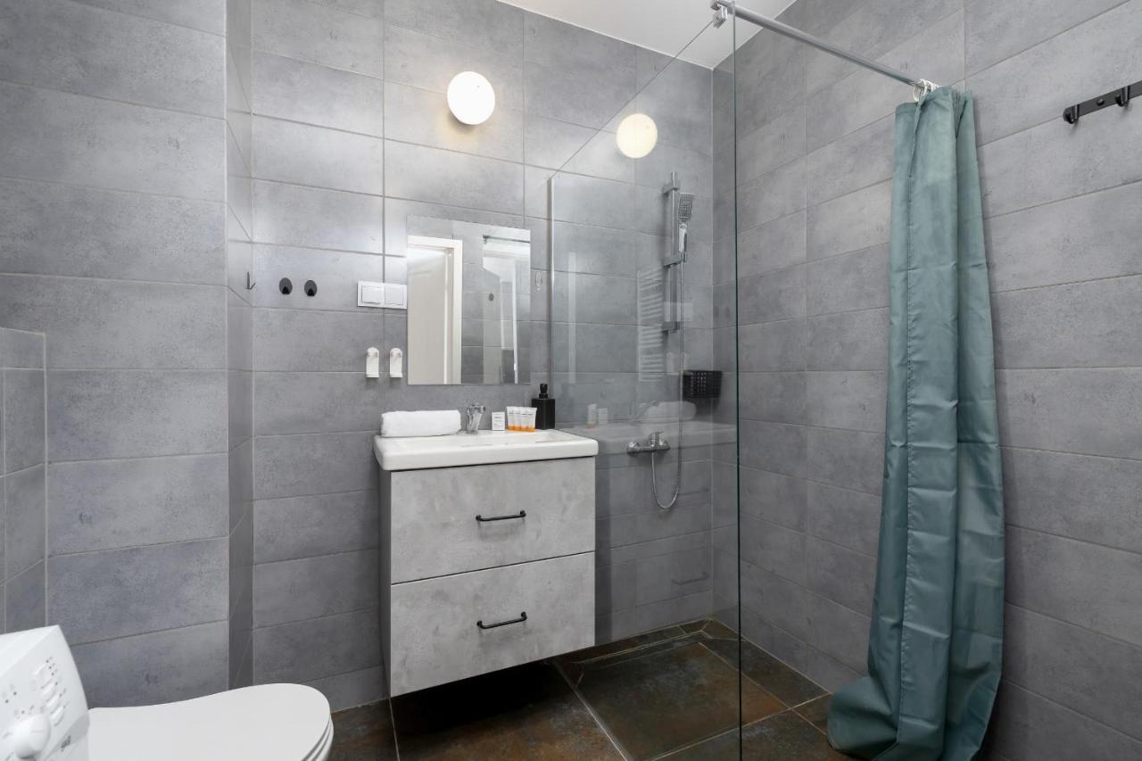 Comfy Apartment Pachonskiego With Parking In Krakow By Noclegi Renters Eksteriør bilde