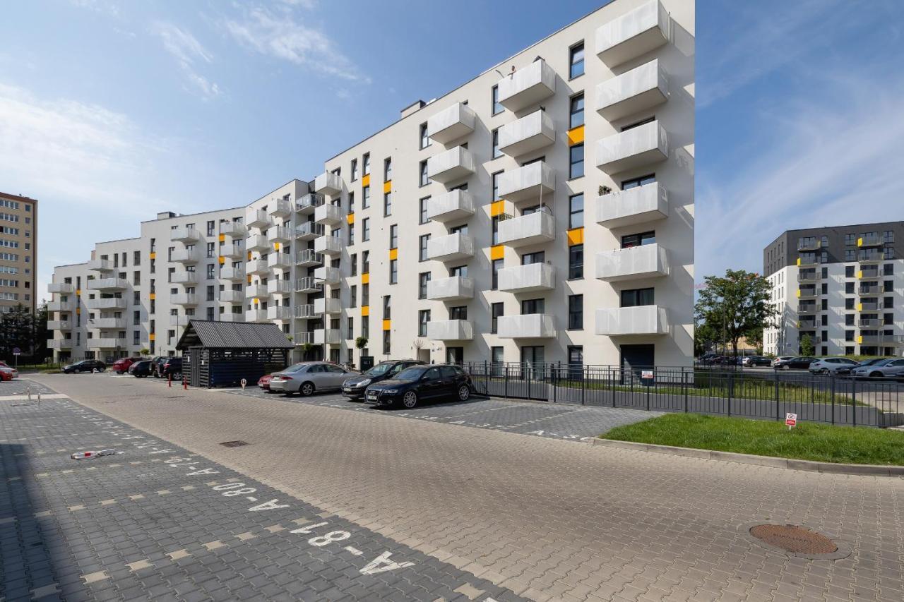 Comfy Apartment Pachonskiego With Parking In Krakow By Noclegi Renters Eksteriør bilde